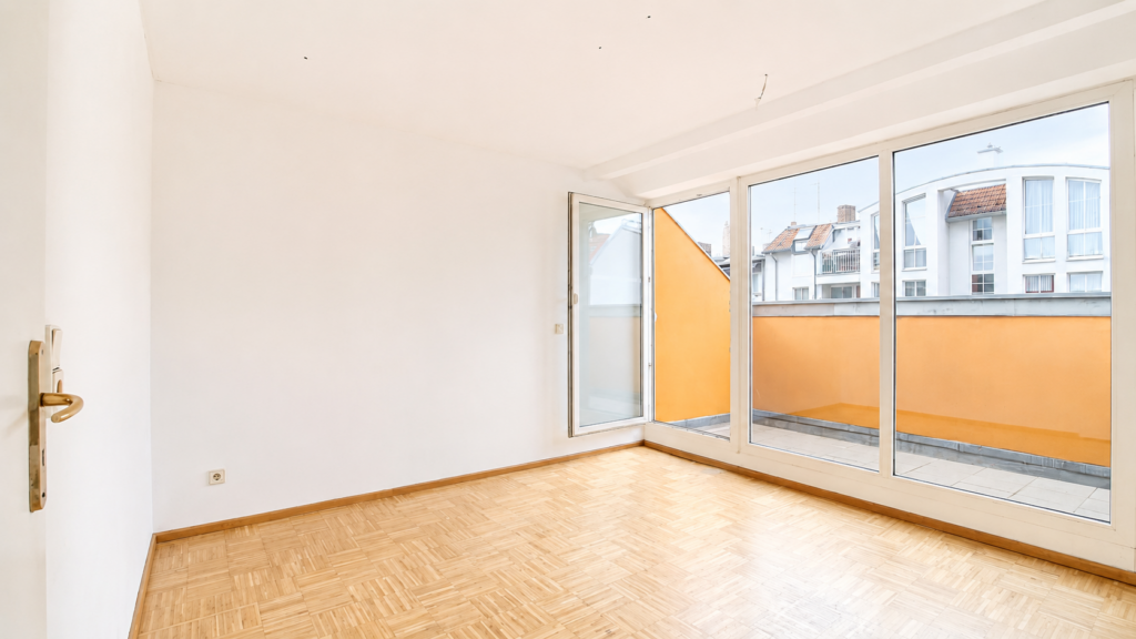 Dachgeschosswohnung Schinkestraße 2, Neukölln Berlin, 75 m²